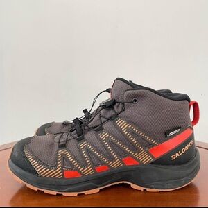 Salomon XA Pro V8 Mid CSWP Youth Hiking Shoes | US 6